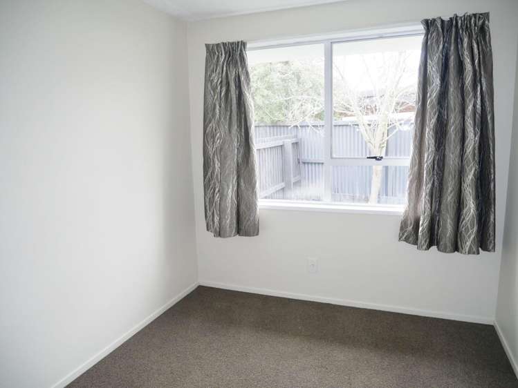 2/18 Bonar Pl Woolston_9