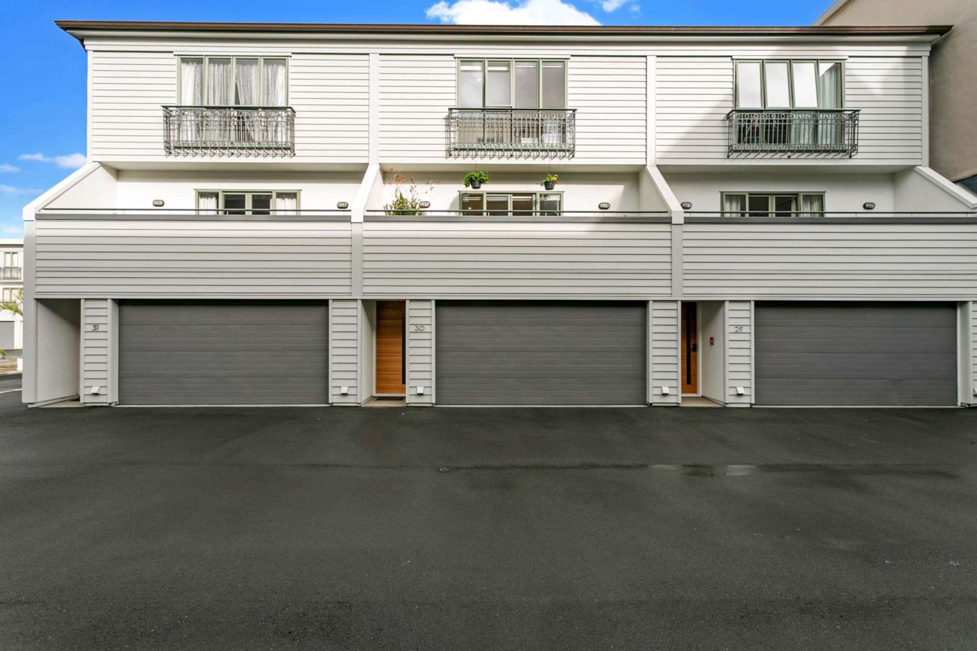 30/10 Ruru Street Eden Terrace_0