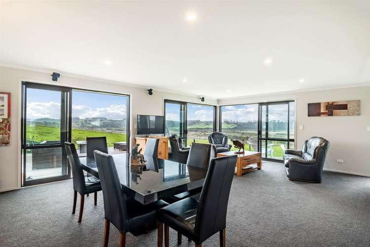 137 Tuparekura Road South Head_5