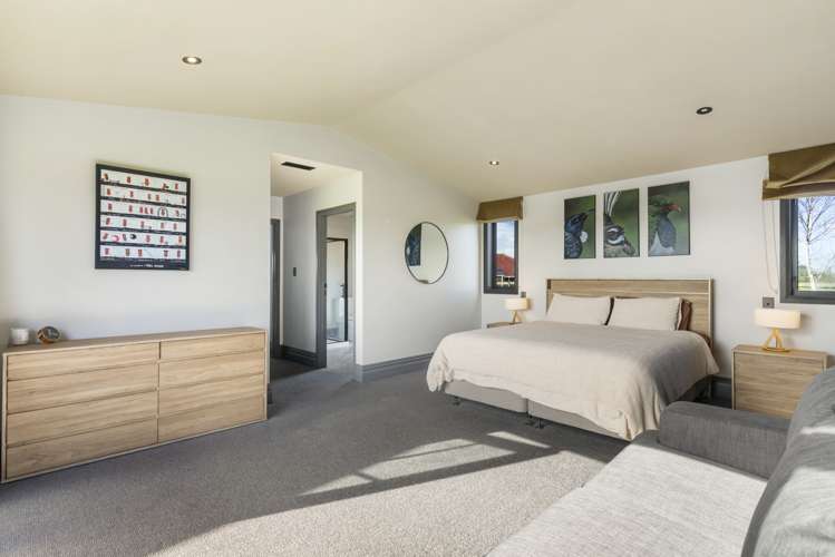 18 Falls Road Hunua_11