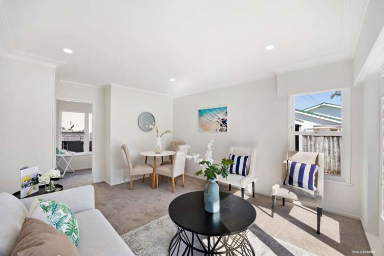 2a/31 Athens Road Onehunga_1