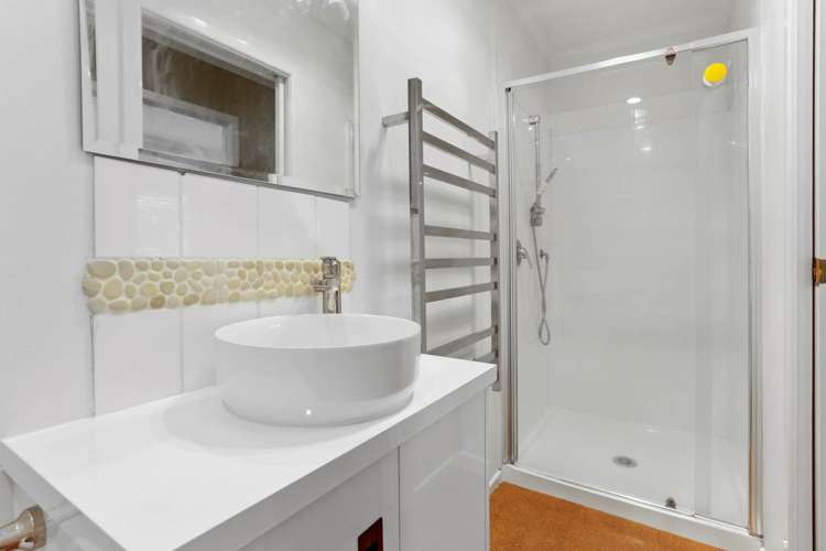 13 Westall Road New Lynn_12