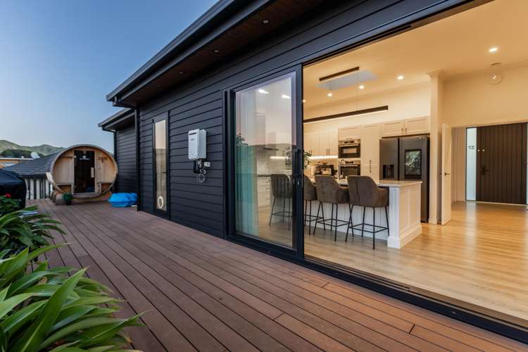 37 Schooner Drive Whitby_19