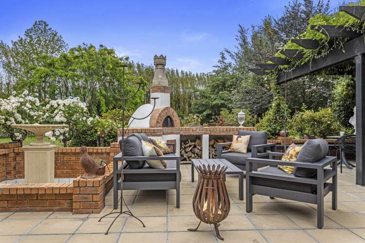 481 Halkett Road West Melton_33