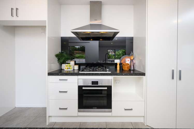 12 Dundas Road Riverside_1