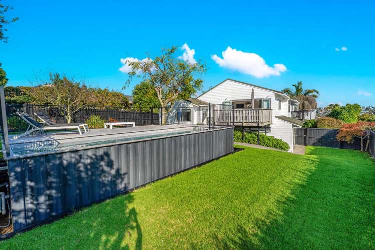 16 Coldham Crescent Saint Johns_23