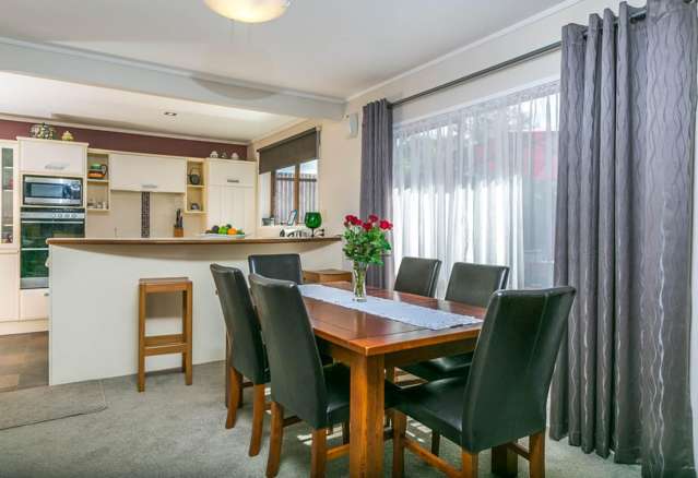 13 Matuhi Rise Henderson_4