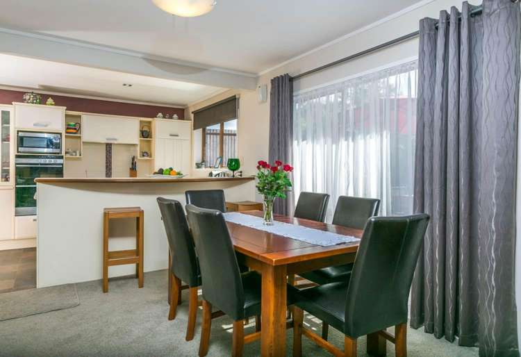 13 Matuhi Rise Henderson_4