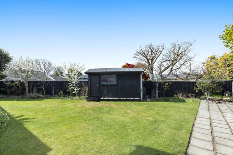 24 Deepdale Street Burnside_21