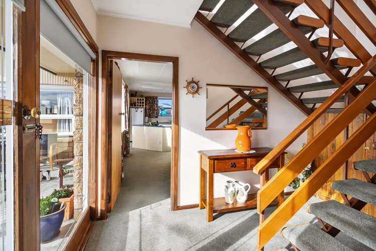 19 Le Cren Street Seaview_12