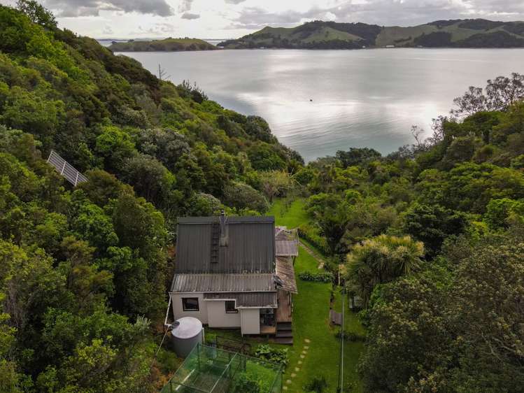 215K Awaawaroa Bay, Waiheke Island Awaawaroa Bay_1