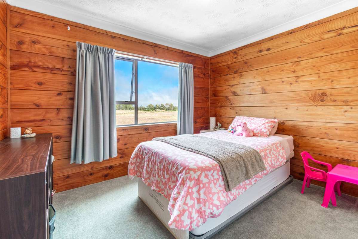 2/2/3 Clarks Beach Road_5