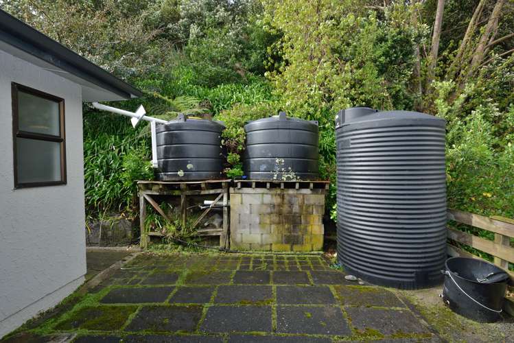 3 Ratau Street Māhia_14