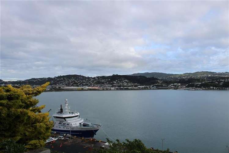 58 Shelly Bay Road Maupuia_10