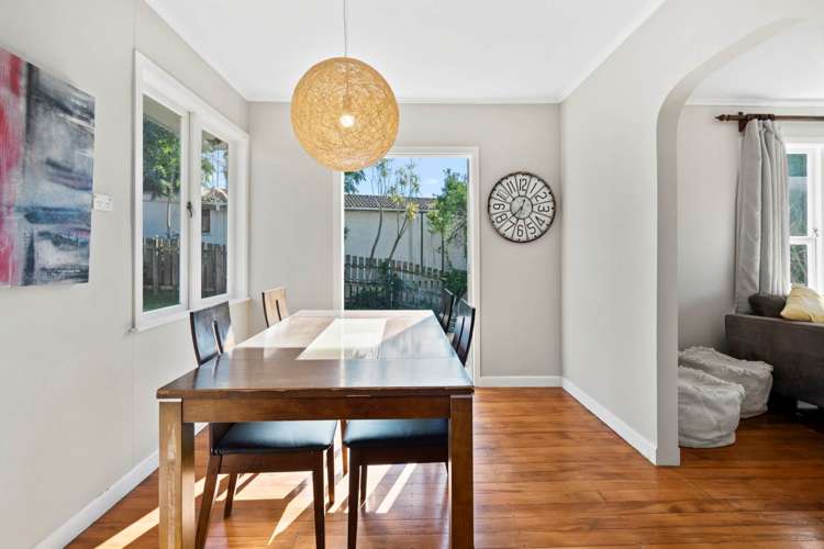 14 Tirimoana Road Te Atatu South_6