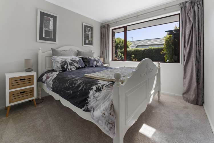 5 Burrough Place Enner Glynn_21