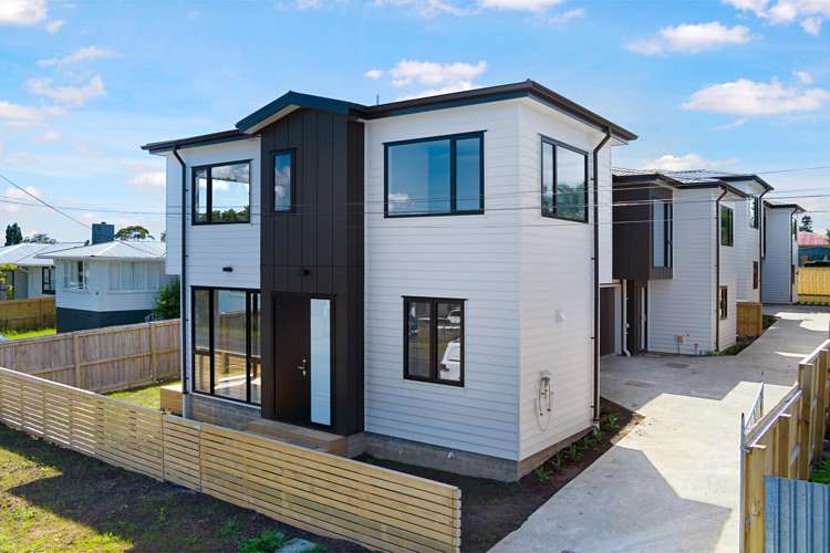 3A Cobham Crescent Kelston_1