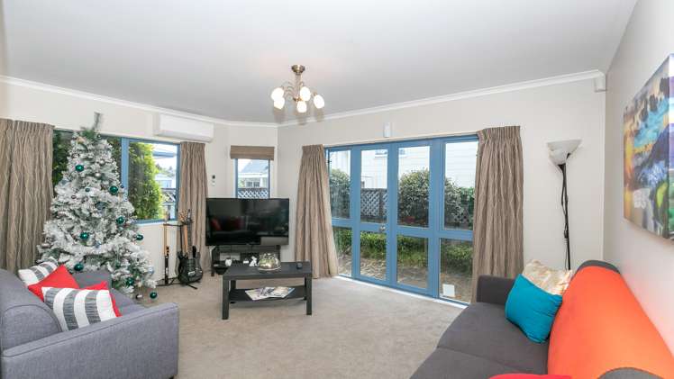 2/120 Macfarlane Street Hamilton East_4