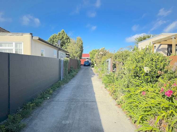 84B Racecourse Road Sockburn_14