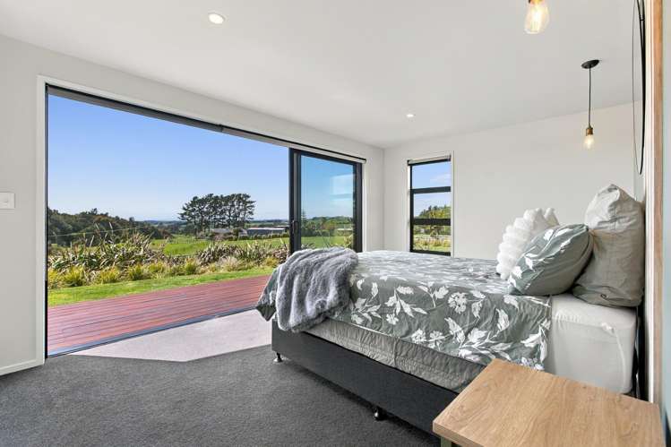 80 Clearview Road Lepperton_21