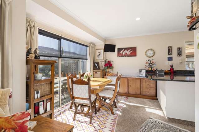 22/2 William Donald Drive Solway_4