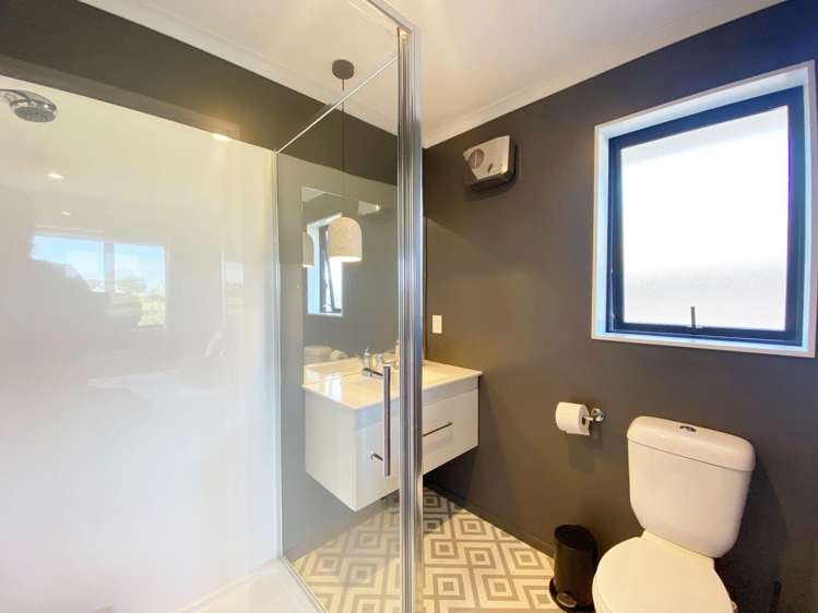 66 Sunline Av Lincoln_15