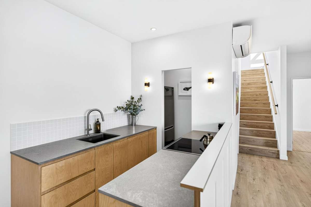 2a/2 Dickens Street_3