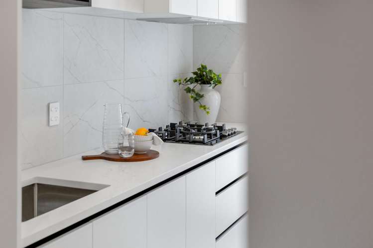 41 Surf View Crescent Red Beach_16