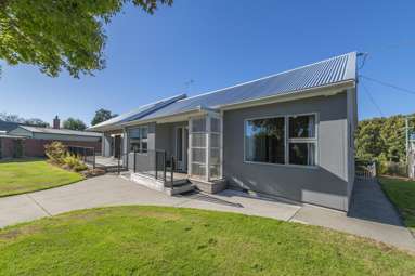 101 Old Bridge Road_1