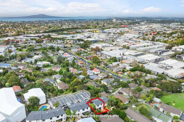 16/69 Target Road Totara Vale_11