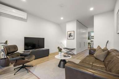 16J Fisher-Point Drive_3