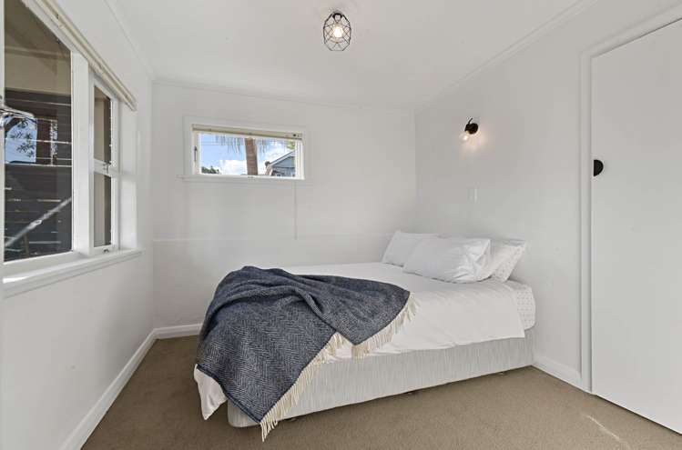 1/137 Crummer Road Grey Lynn_10