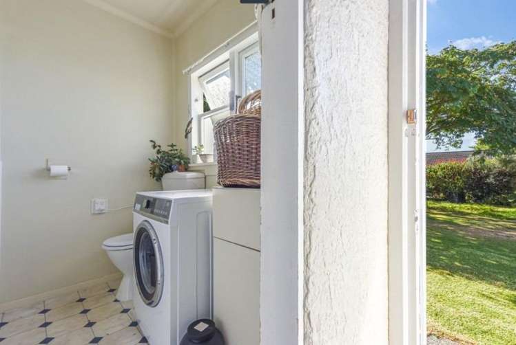 34 Courtney Street 11193_7