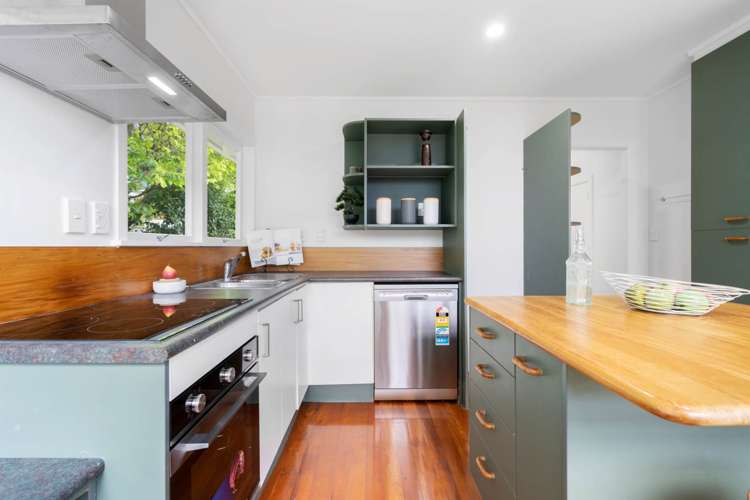 1/16 James Evans Drive Northcote_10