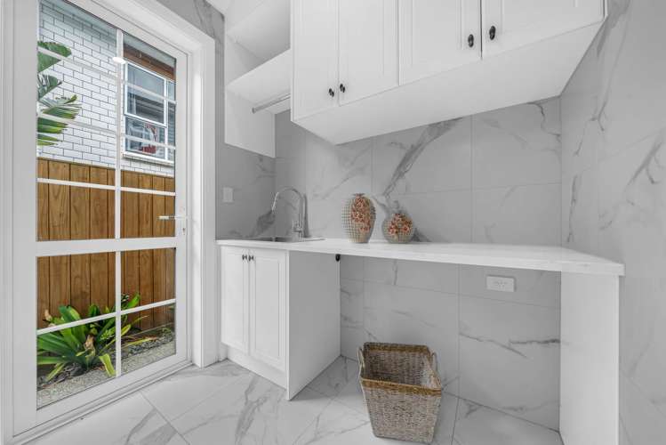 2 Piringa Street Flat Bush_35