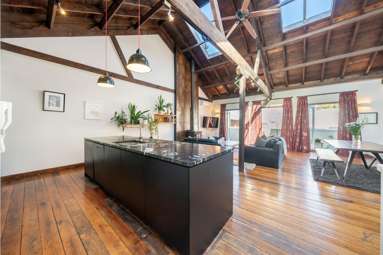 2/12 Little George Street_2