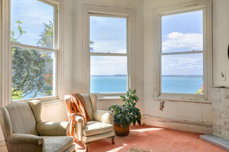 126 Vauxhall Road Narrow Neck_11