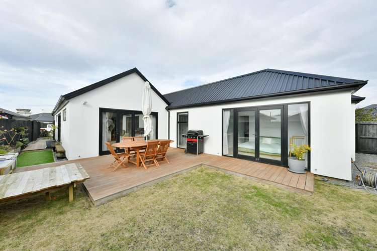 15 Colin Laloli Place_3