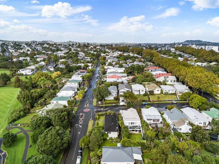 26 Allen Road Grey Lynn_15