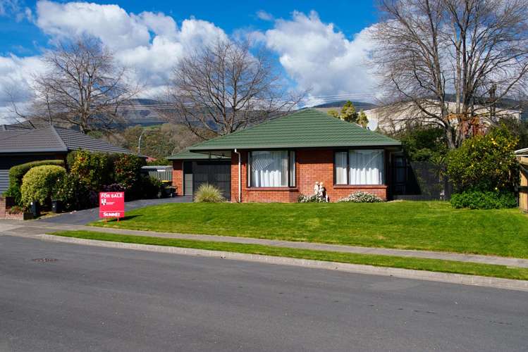 12 Wordsworth Place Stoke_2