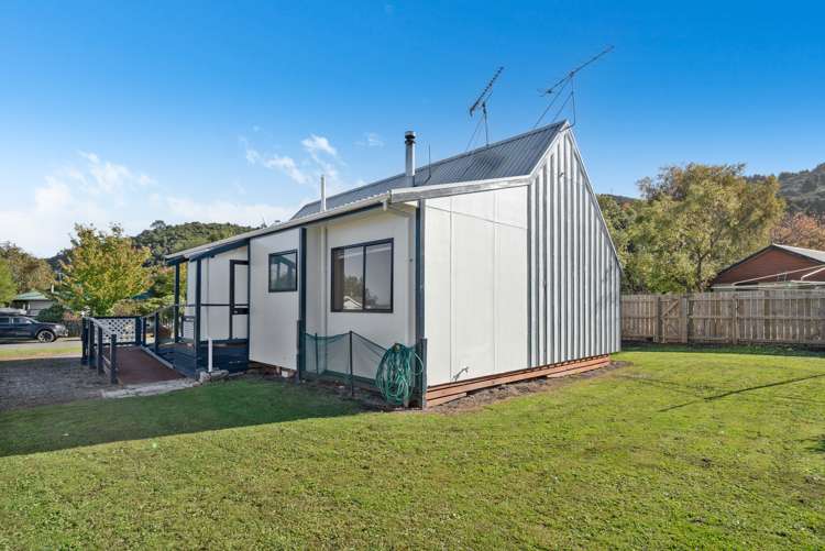 8 Totara Grove Featherston_16