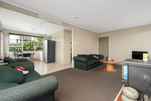 1 Corinna Street Welcome Bay_2