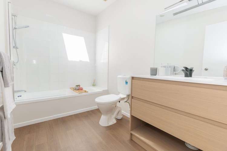 2A Stella Grove Newlands_13