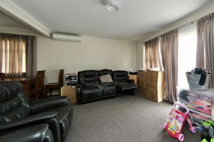 54 Dale Crescent Pakuranga_2