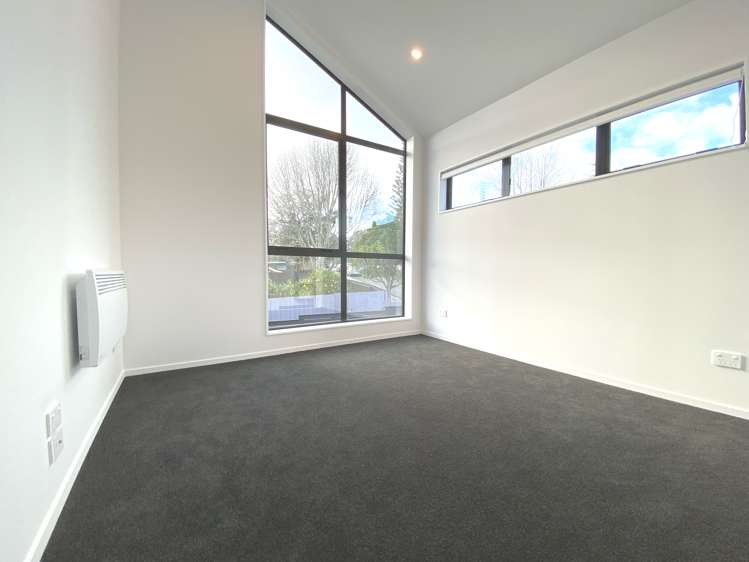 1/110 Kervil Avenue Te Atatu Peninsula_6