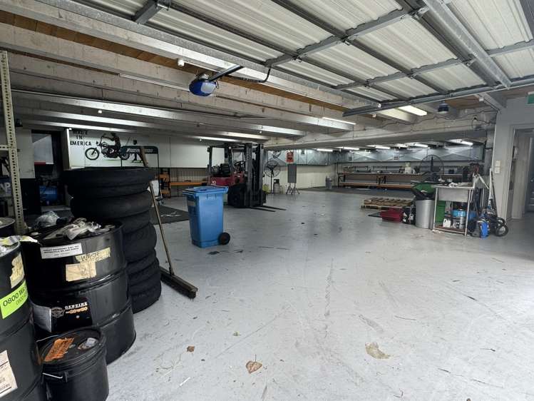 64 Barrys Point Road Takapuna_5