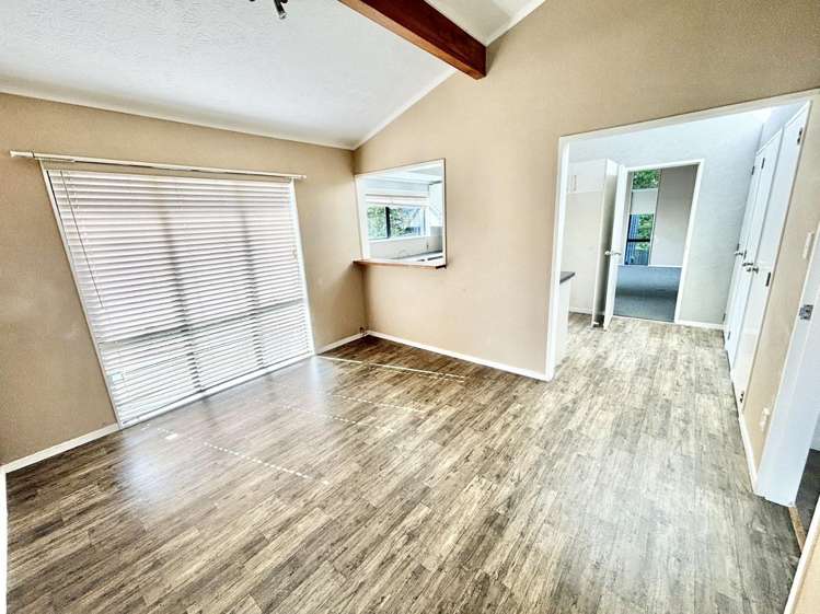 77 Meadowvale Rise Titirangi_7