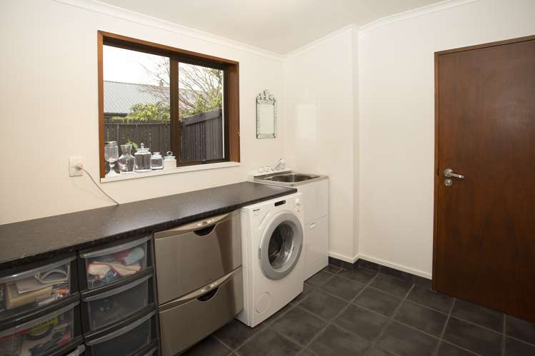 97 Racecourse Road Allenton_19