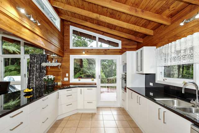 214 Woodlands Park Road Titirangi_3