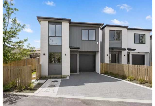 Freestanding Family Living in Top School Zones